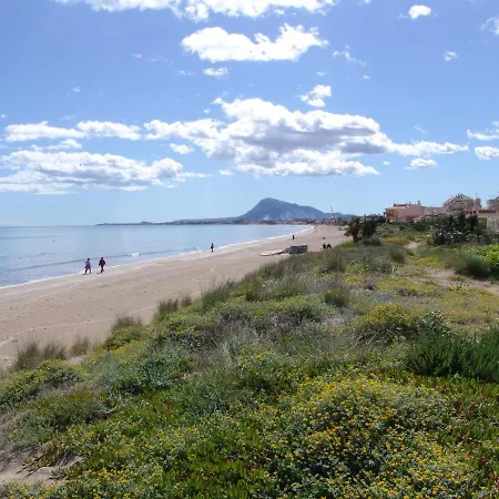 Urbanizacion Nueva Playa Las Deveses Apartman